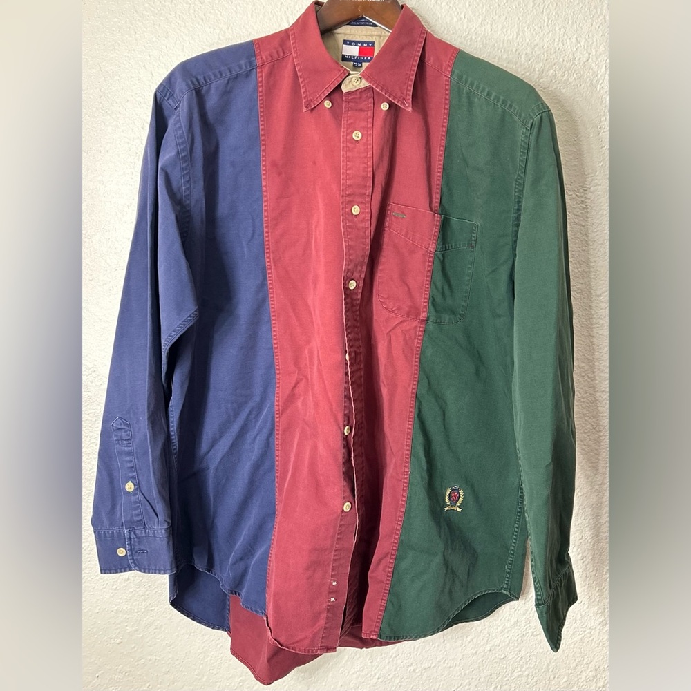 Vintage Tommy Hilfiger men’s button up shirt ( rare ) multi color